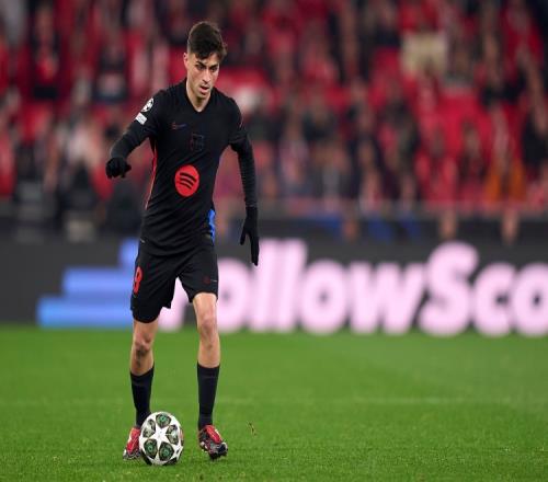 《遗产：钢铁与巫术》改名1月正式推出 PvPvE撤退