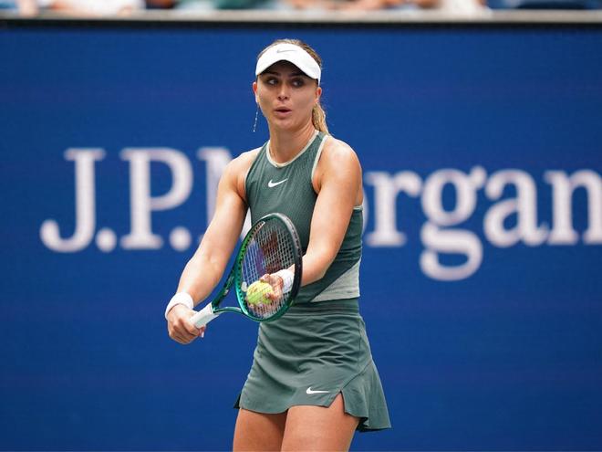 场上鸣金收 场上鸣金收